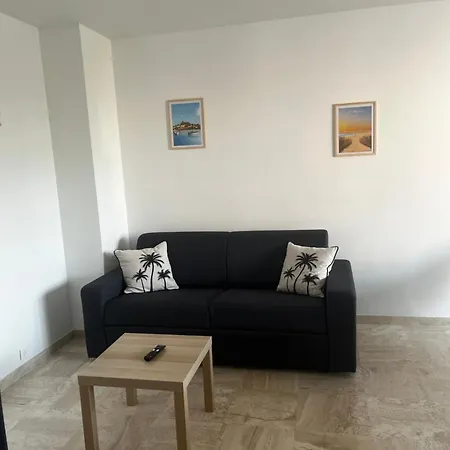 Locationporthyeres Hyères